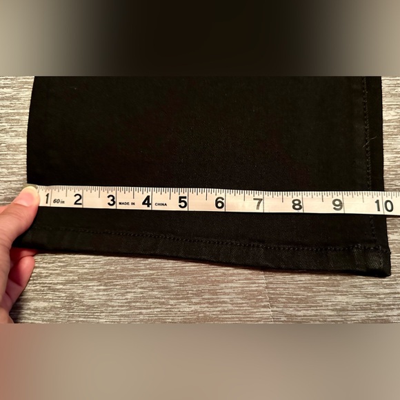 ♠️Torrid Denim Black Jeans ♠️ - Picture 3 of 9